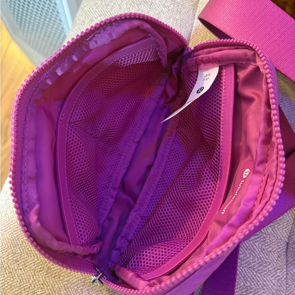 LULULEMON PINK BELT BAG - Picture 3 of 3